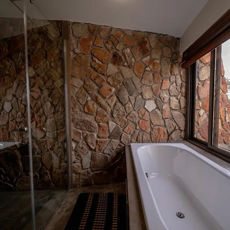 Zulu Rock Lodge - Babanango Game Reserve Ulundi Exterior photo
