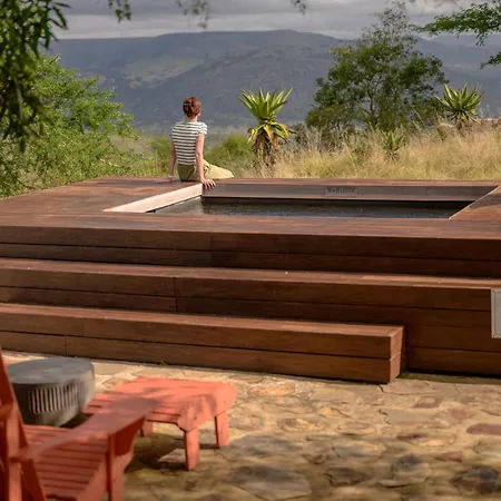 Zulu Rock Lodge - Babanango Game Reserve Ulundi Exterior photo