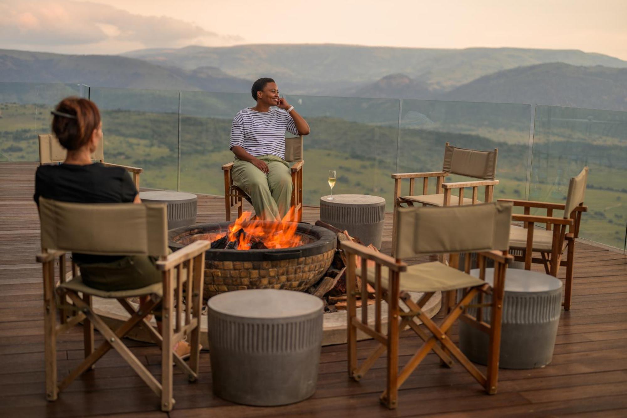 Zulu Rock - Babanango Game Reserve Lodge *